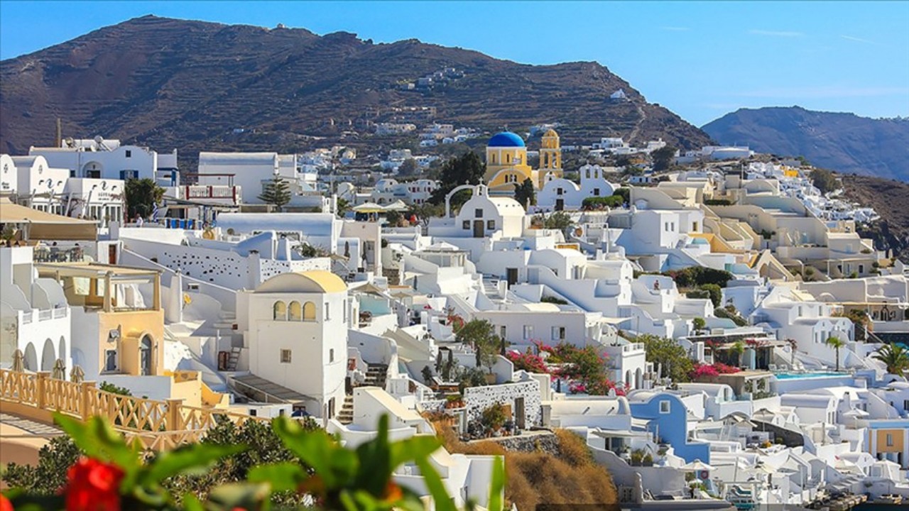 Yunanistan, Santorini Adası'nda depreme hazırlık amacıyla liman inşa edecek - KRT TV