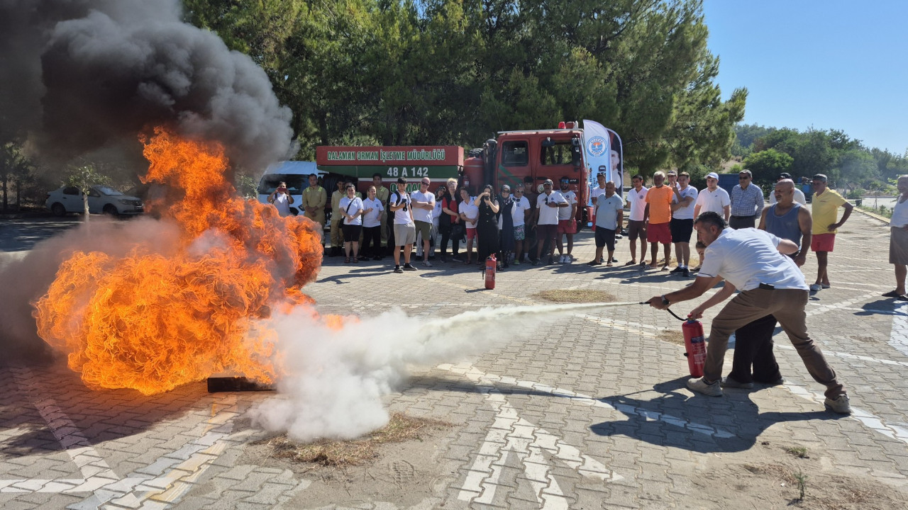 Muğla'da kum zambaklarıyla ünlü SARÇED Plajı'nda yangın tatbikatı yapıldı