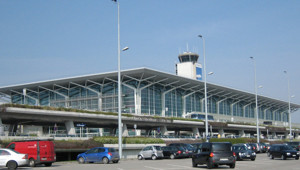 Fransa'da havalimanında bomba ihbarı