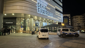 Antalya'da kahve zinciri şubesine molotoflu saldırı