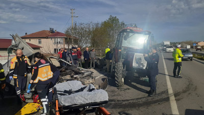 Otomobil traktörün römorkuna çarptı: 1 kişi öldü, 1 kişi yaralandı