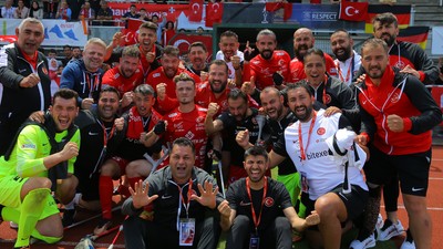 Almanya’ya 11 gol atan Ampute Milli Takımı yarı finalde