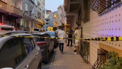Kapısına dayanan damadını öldürdü