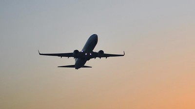 20 hava yolu şirketi İsrail'e uçuşları askıya aldı