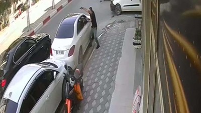 Borcunu ödemediği çiçekçiyi siparişini göndermediği için öldürmüş! Çatışma anı kamerada
