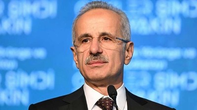 Bakan Uraloğlu'ndan Instagram açıklaması: Beklediğimin çok altında tepki aldım