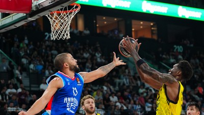 EuroLeague’de Türk derbisinde kazanan Fenerbahçe Beko