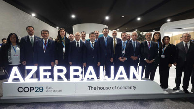 COP29’da Türkiye pavilyonu açıldı... Bakan Kurum, bakanlar Mehmet Şimşek ve İbrahim Yumaklı ile Türkiye'nin standını gezdi