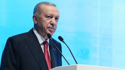 Cumhurbaşkanı Erdoğan: İslam ülkeleri olarak İsrail'e karşı atılabilecek adımlara öncülük etmeliyiz