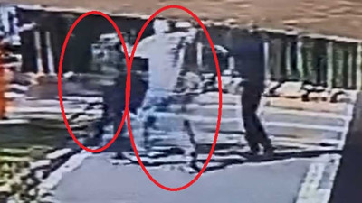 Eski yönetici, binanın yeni yöneticisi kadına yumruk attı; o anlar kamerada