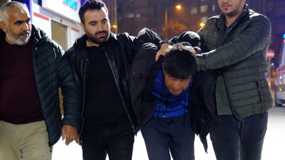 134 suç kaydı olan 18 yaşındaki firari hükümlü yakalandı; 'Polisten kaçılmaz' dedi