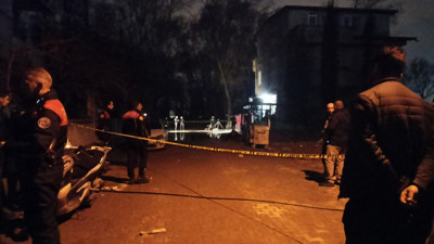 Aranma kararı bulunan kişi polise saldırınca kolundan vuruldu