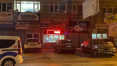 Ankara'da komşu esnaflar arasındaki kavgada 3 kişiyi bıçakladı