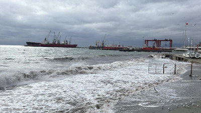 Tekirdağ’da poyraz etkili oldu; balıkçılar denize açılamadı