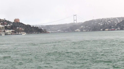 İstanbul Boğazı gemi trafiği çift yönlü askıya alındı
