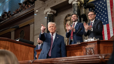 Trump, İran dini lideri Hamaney'e anlaşma müzakere etmek için mektup gönderdiğini açıkladı