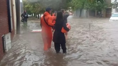 Arjantin'de şiddetli yağışların yol açtığı sellerde ölenlerin sayısı 16'ya çıktı