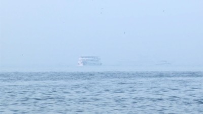 İstanbul Boğazı'nda askıya alınan gemi trafiği yeniden açıldı