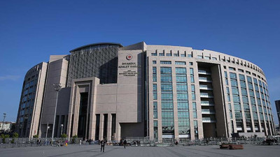 İstanbul Cumhuriyet Başsavcılığı: İBB'deki yolsuzluk soruşturmasında 200'ün üzerinde "usulsüz ihale" tespit edildi