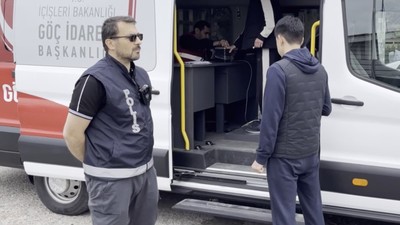 Ramazan Bayramı'nda yapılan denetimlerde 696 düzensiz göçmen tespit edildi