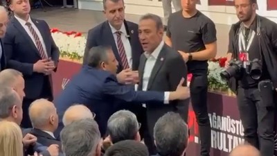 Adaylığı 5 dakikayla kaçıran Berhan Şimşek'in Özgür Özel ile tartıştığı anlar kamerada