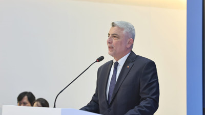 Bakan Bolat: Türkiye, küresel yatırım trendlerinde oyun kurucu olmayı sürdürecek