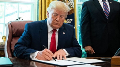 ABD Başkanı Trump, kömür üretimine yönelik kararnameyi imzaladı
