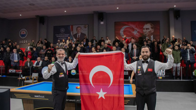 Tayfun Taşdemir ve Berkay Karakurt, 3 bant bilardoda Avrupa şampiyonu oldu