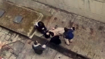 Üniversite öğrencisi 4 metre yükseklikten beton zemine düştü