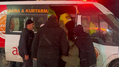 Kayseri'de tipi nedeniyle mahsur kalan 755 kişi kurtarıldı