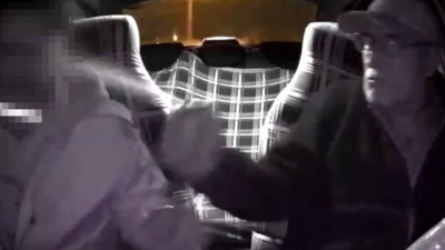 Taksici, tabancalı gaspçıyı biber gazıyla uzaklaştırdı: O anlar kamerada