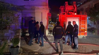 Antalya'da annesiyle tartışan kişi evini ateşe verdi