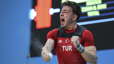 Milli halterci Yusuf Fehmi Genç, Avrupa şampiyonu oldu