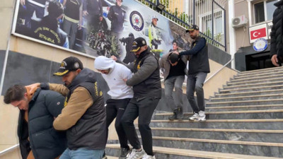 'Yatırım danışmanıyım' yalanıyla 1 milyon dolarlık dolandırıcılık