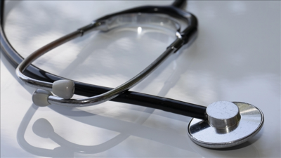 Yönetmelik güncellendi: Hekimlik mesleğinden yasaklı olan kişiler sağlık kuruluşu sahibi olamayacak