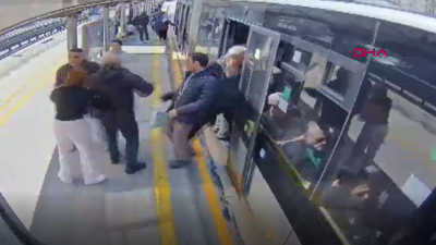 Depreme metrobüste yakalandılar; ayakta duramadılar