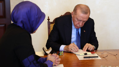 Cumhurbaşkanı Erdoğan, Kurban vekaletini Türk Kızılayı'na verdi