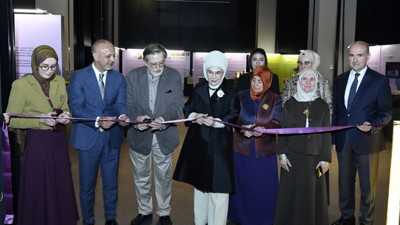 Emine Erdoğan 'Saklı Kalanlar' sergisinin açılışını yaptı