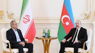 Azerbaycan ile İran arasında mutabakat zaptları imzalandı