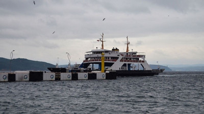 Güney Marmara'da feribot seferlerine olumsuz hava engeli
