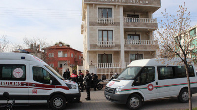 Oğlunu odayı kilitledi, eşini öldürüp intihar etti