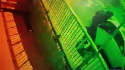 Kartal'da park halindeki otomobilden 50 bin lira çalan şüpheliler kamerada