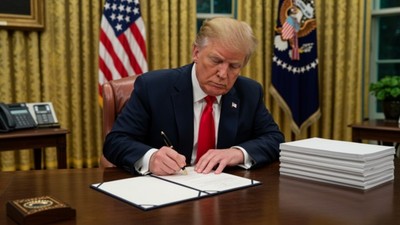 ABD Başkanı Trump, otomobil tarifelerinin etkisini hafifletmeye yönelik kararnameyi imzaladı