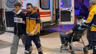 Yolda yürürken ‘yan baktın’ tartışmasında 2 çocuk tabanca kabzasıyla darbedildi