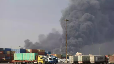 İran'daki liman patlamasının nedeni bir forkliftten çıkan kıvılcım