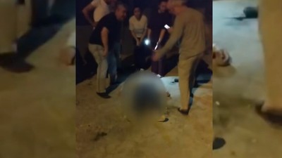 Evine gelen eski nişanlısının elinde bıçak gören kadın balkondan atladı