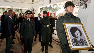 Kayıp şehit kadının kalıntıları 51 yıl sonra bulunarak KKTC'de defnedildi