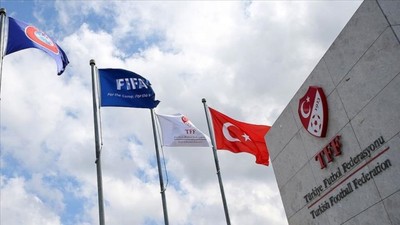 MHK, Süper Lig'de 35. haftadan itibaren Türk hakemleri de VAR olarak atayacak