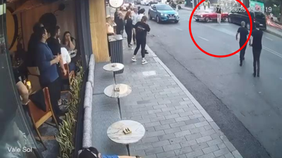 Beşiktaş'ta vale teslim aldığı klasik araçla kaza yaptı