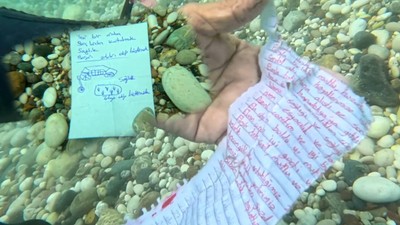 Denize atılmış Hıdırellez dilekleri görüntülendi: Ev, otomobil, aşk